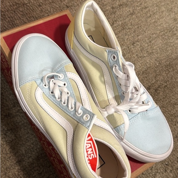 Nike & Van Sneaker Bundle - Picture 6 of 9